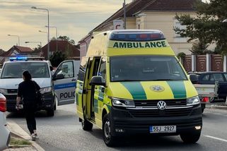 Potyčka mezi řidiči autobusu a BMW, zasahovala policie i záchranka - Novinky